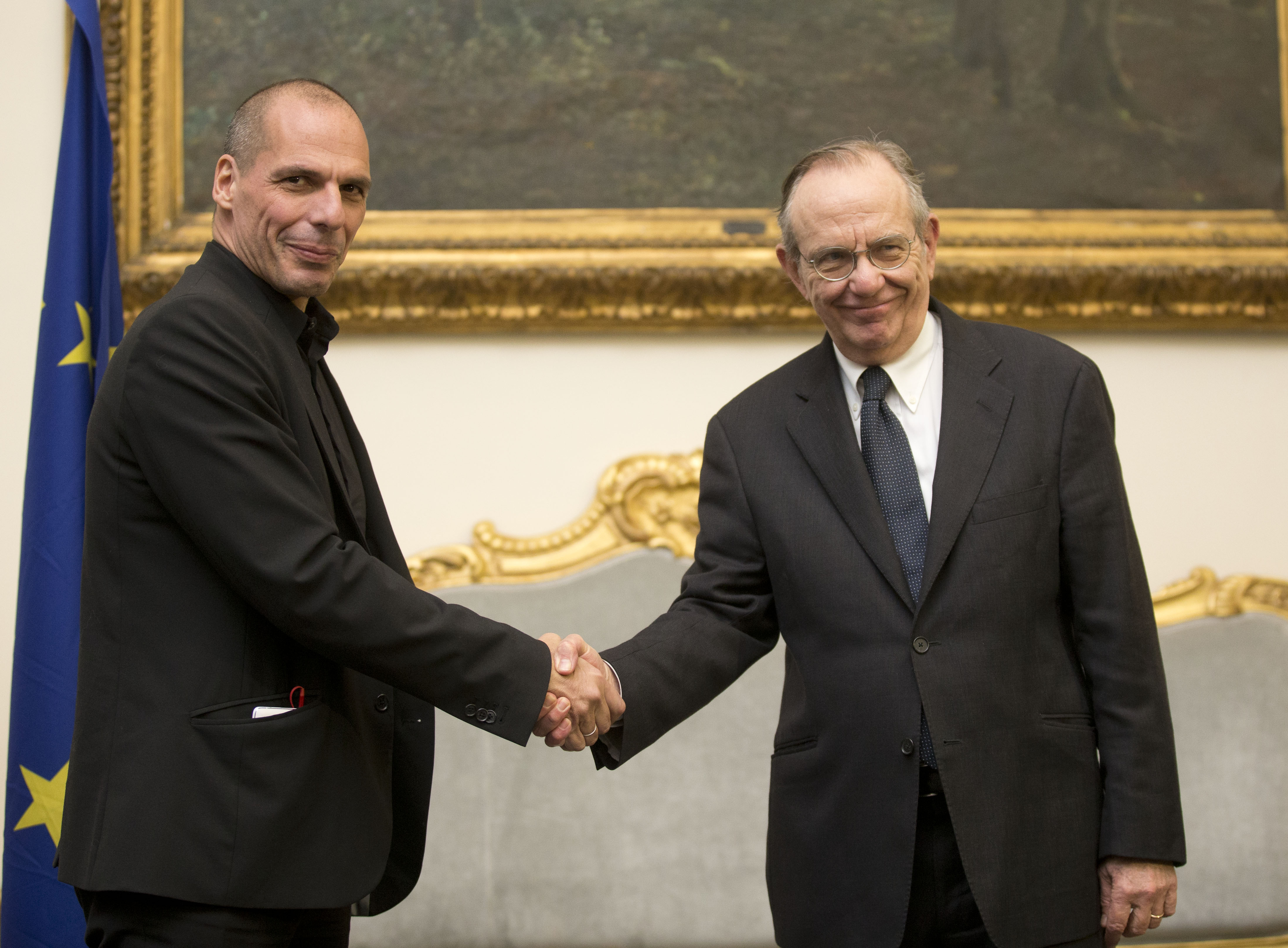 Βαρουφάκης: Συμφωνία-γέφυρα έξι εβδομάδων και λύση ώς τον Ιούνιο